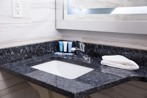 7 Days Hotel image 26