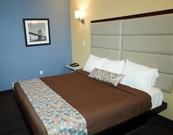 7 Days Hotel image 28